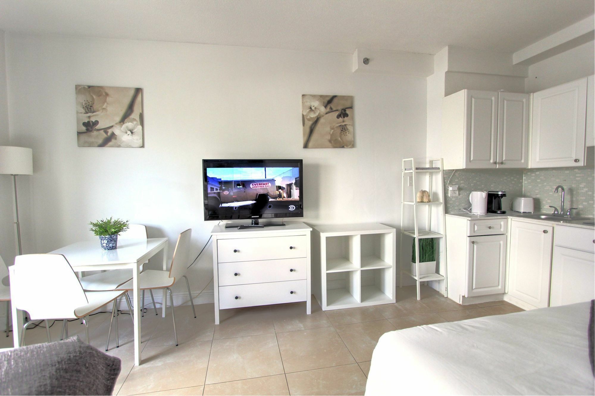 Private Apartments At The Casablanca Miami Beach Exterior foto